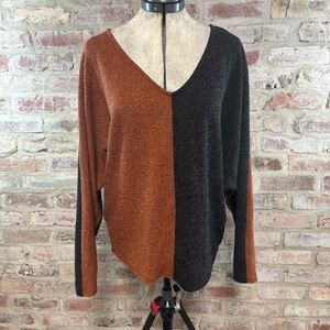 Color block v neck knit top large